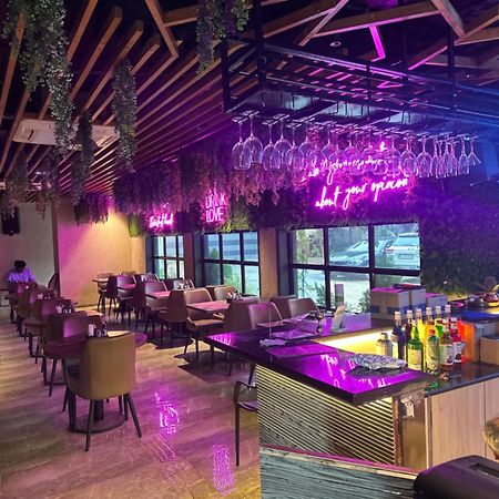 Hotel Merakee - Near Dahisar Mira Road Mumbai Εξωτερικό φωτογραφία