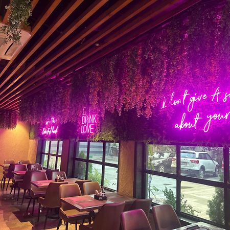 Hotel Merakee - Near Dahisar Mira Road Mumbai Εξωτερικό φωτογραφία