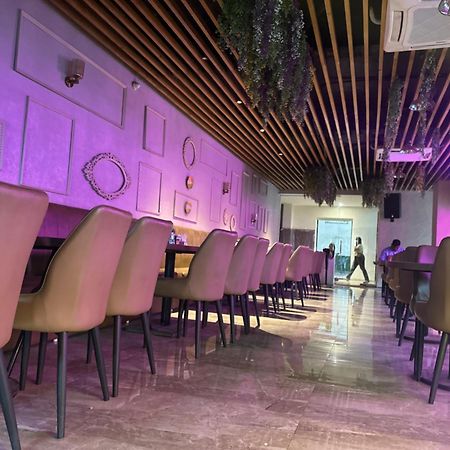 Hotel Merakee - Near Dahisar Mira Road Mumbai Εξωτερικό φωτογραφία