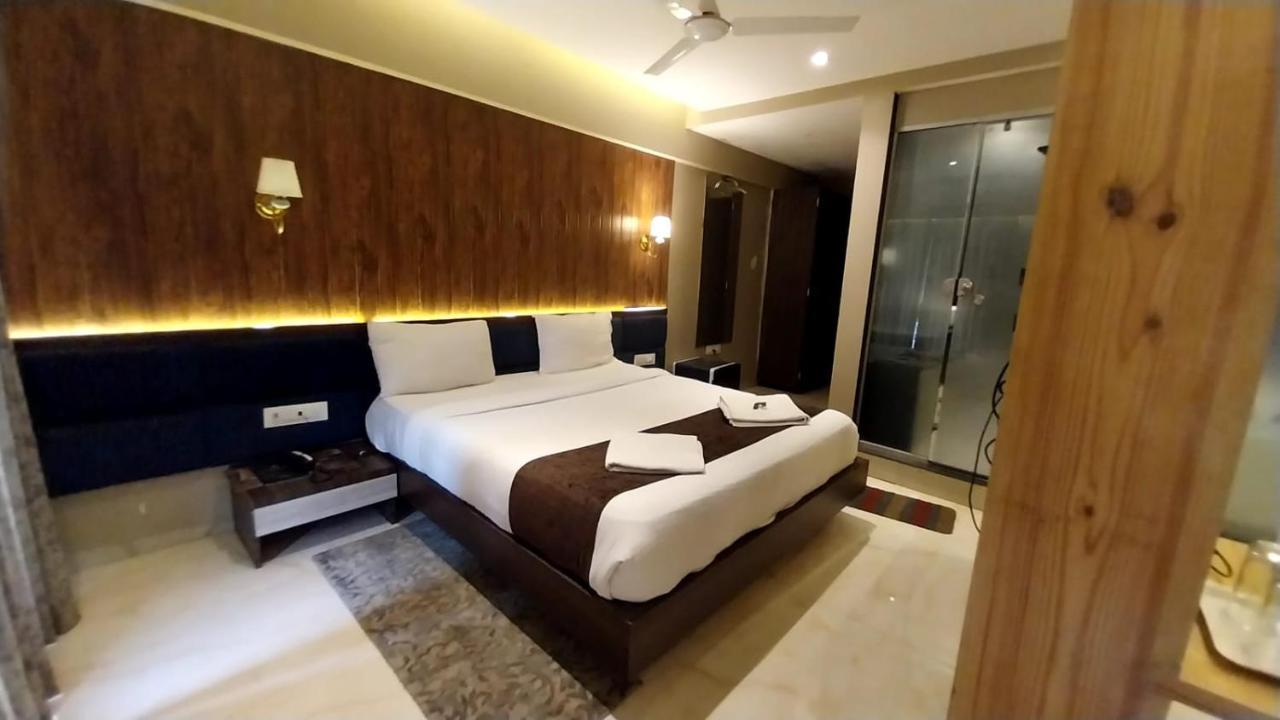 Hotel Merakee - Near Dahisar Mira Road Mumbai Εξωτερικό φωτογραφία